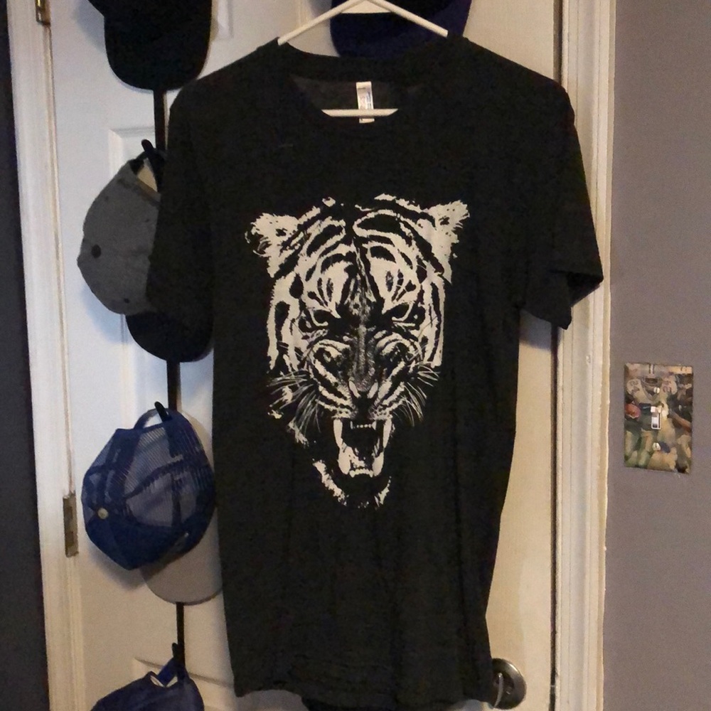 American Apparel Tiger Shirt Soft Dark Grey Small